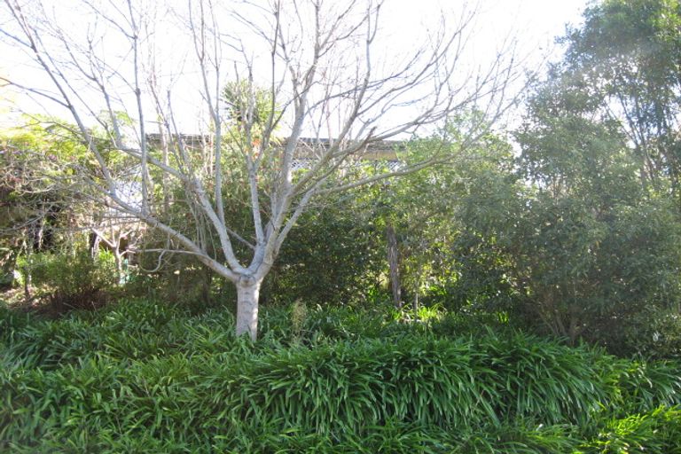 Photo of property in 70 Tauroa Road, Havelock North, 4130