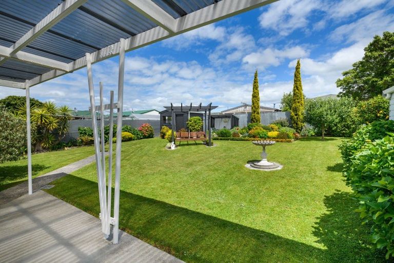 Photo of property in 12 Dewe Avenue, Feilding, 4702