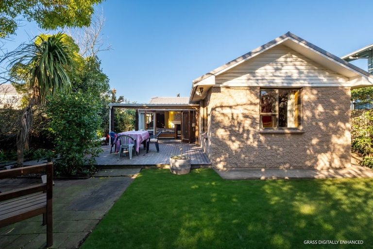 Photo of property in 4 Pacific Road, North New Brighton, Christchurch, 8083