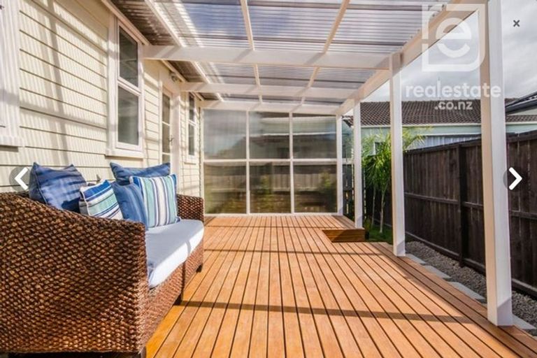 Photo of property in 21 Canal Road, Avondale, Auckland, 1026