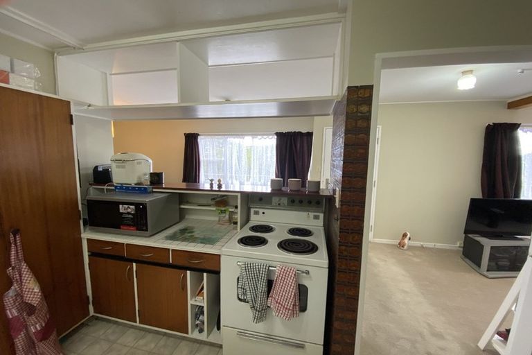 Photo of property in 2/4 Baroda Street, Khandallah, Wellington, 6035