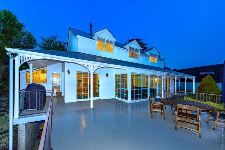 Photo of property in 411 Cashmere Road, Westmorland, Christchurch, 8025