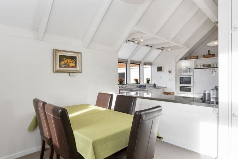 Photo of property in 245 Highgate, Roslyn, Dunedin, 9010