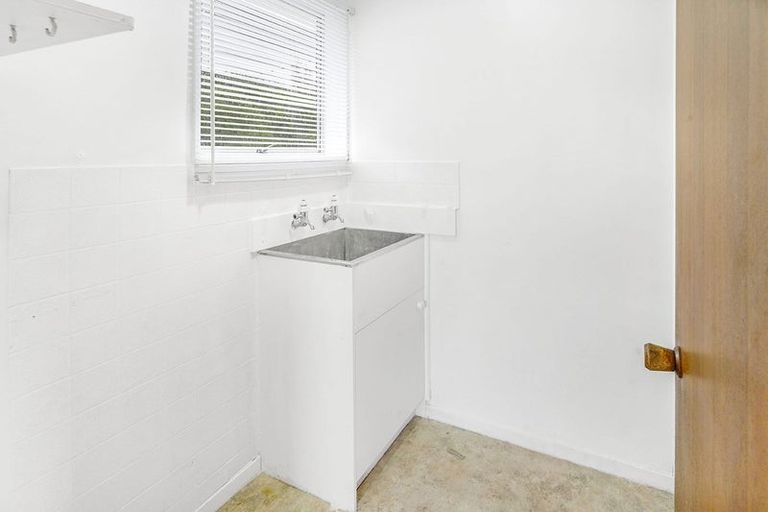 Photo of property in 50c Braid Road, St Andrews, Hamilton, 3200