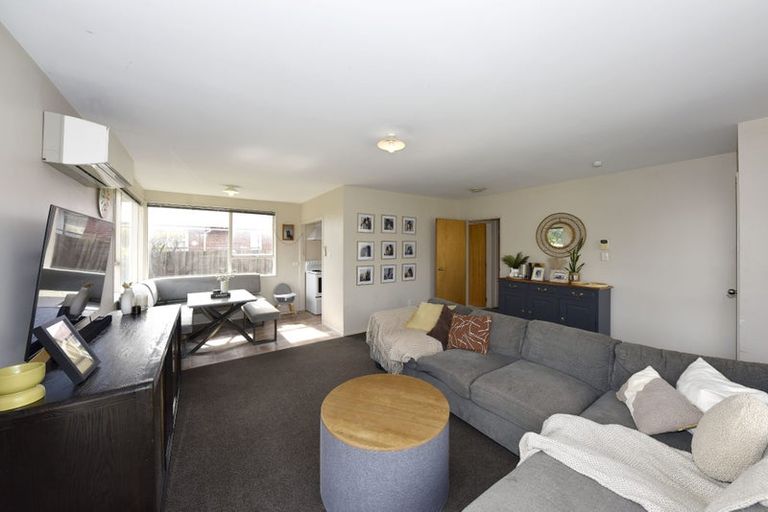 Photo of property in 13 Lenton Street, Aranui, Christchurch, 8061