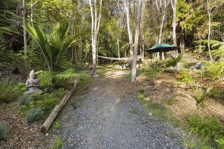 Photo of property in 106a Manawaora Road, Russell, 0272
