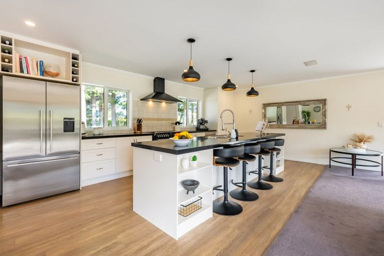 Photo of property in 225 Marchant Road, Kaitoke, Upper Hutt, 5018