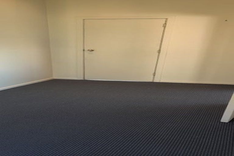 Photo of property in 38 Bassett Road, Johnsonville, Wellington, 6037