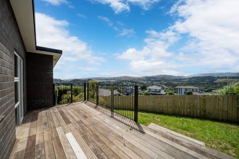 Photo of property in 59 Endeavour Drive, Whitby, Porirua, 5024