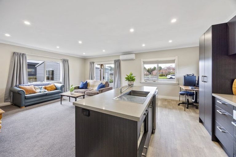 Photo of property in 38b Maire Street, Inglewood, 4330