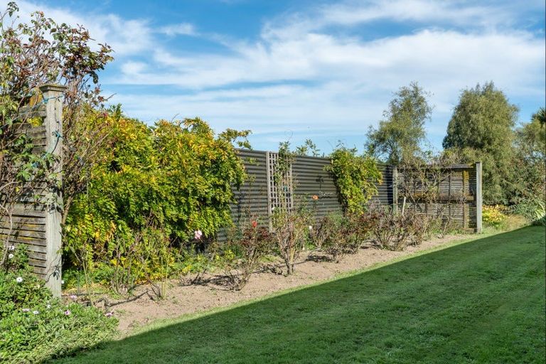 Photo of property in 4 Carrington Drive, Carterton, 5713