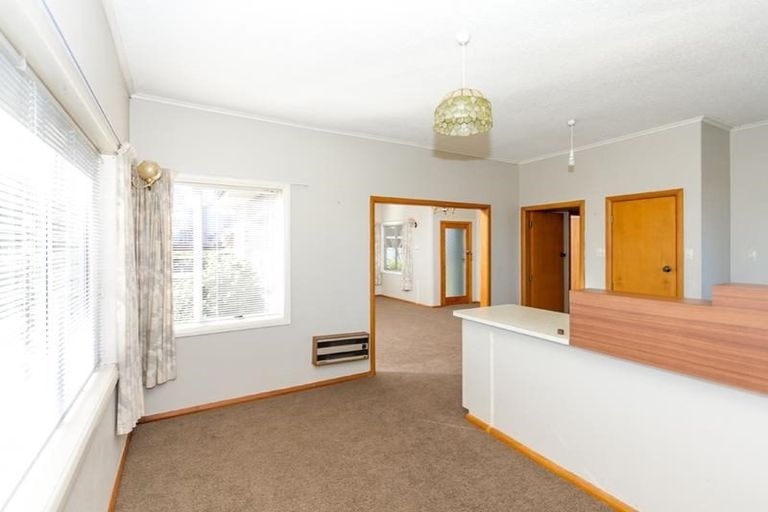 Photo of property in 15 Joffre Street, Frankton, Hamilton, 3204