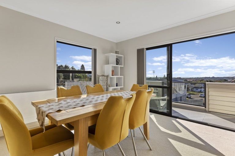 Photo of property in 11a Handley Place, Glen Avon, New Plymouth, 4312