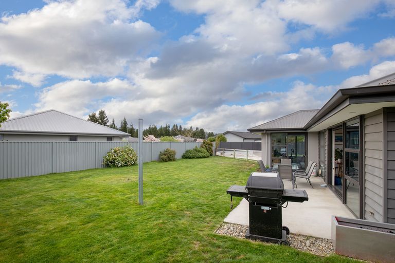 Photo of property in 68 Larch Crescent, Alexandra, 9320