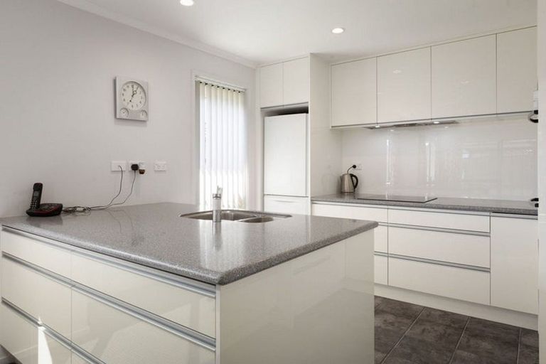 Photo of property in 14 Hoggard Place, Katikati, 3129