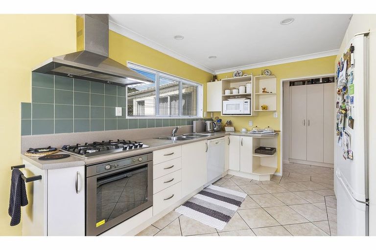 Photo of property in 99 Helston Road, Paparangi, Wellington, 6037