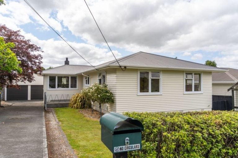 Photo of property in 6 Puriri Crescent, Lansdowne, Masterton, 5810