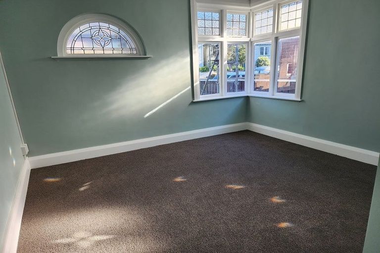 Photo of property in 265 Mansfield Street, Newtown, Wellington, 6021