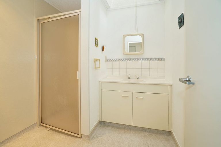 Photo of property in 81 Grosvenor Gardens, Flagstaff, Hamilton, 3210