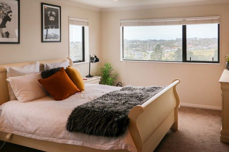 Photo of property in 23 Pioneer Rise, Silverdale, 0932