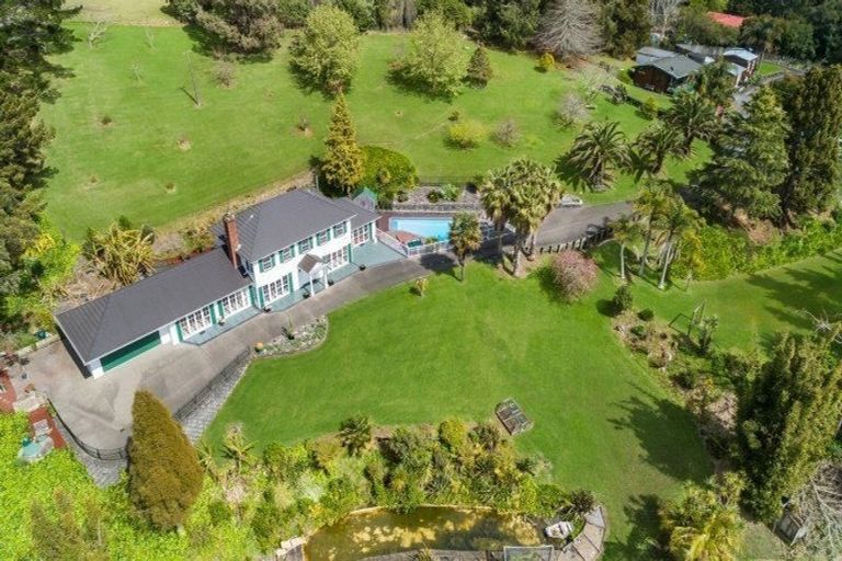 Photo of property in 288 Whitford Road, Whitford, Howick, 2571