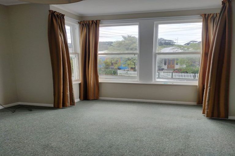 Photo of property in 28 Owen Street, Newtown, Wellington, 6021