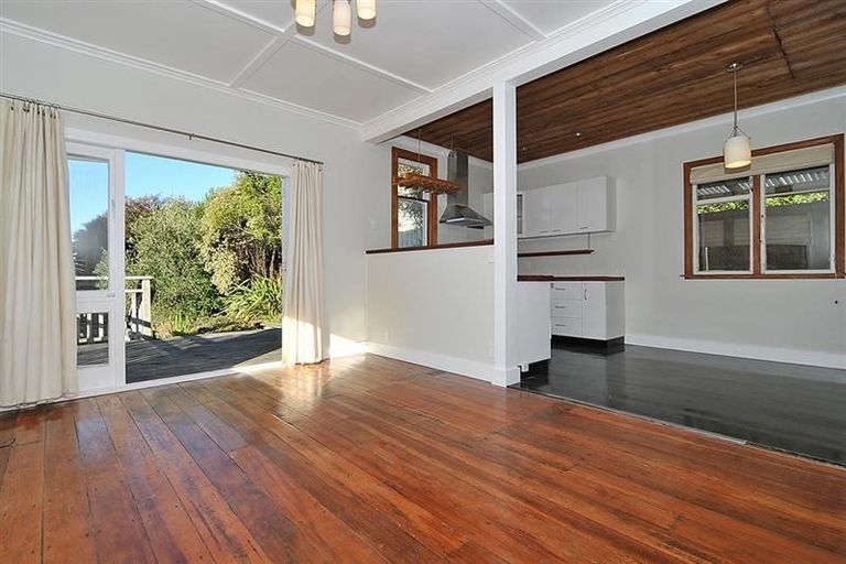 Photo of property in 18 Buckingham Street, Melrose, Wellington, 6023