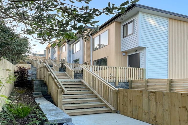 Photo of property in 19d Elmira Place, Browns Bay, Auckland, 0630