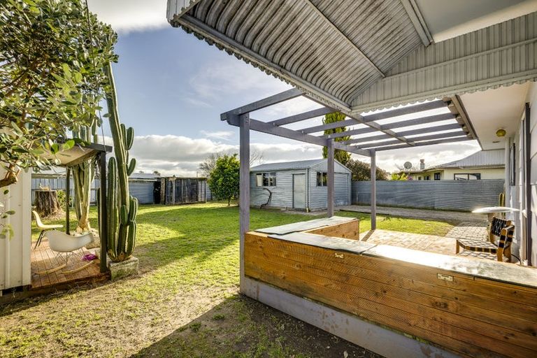 Photo of property in 6 Burton Crescent, Flaxmere, Hastings, 4120