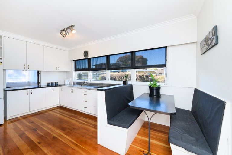 Photo of property in 33 Long Melford Road, Awapuni, Palmerston North, 4412