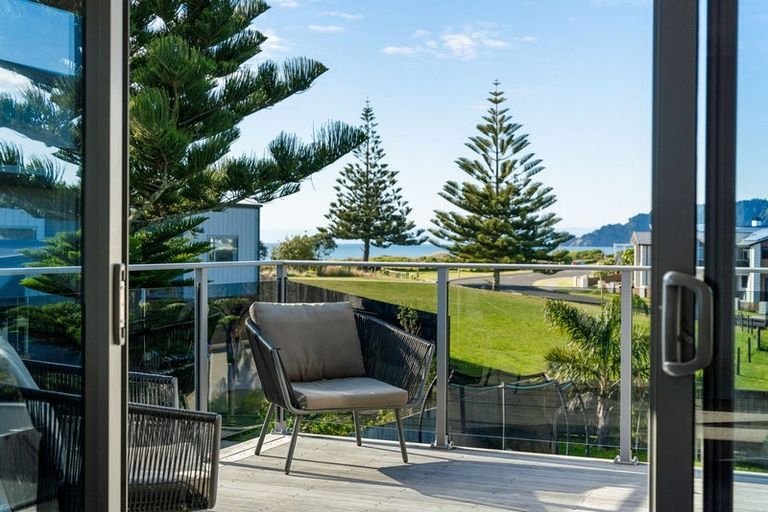 Photo of property in 11 Commodores Close, Coastlands, Whakatane, 3120