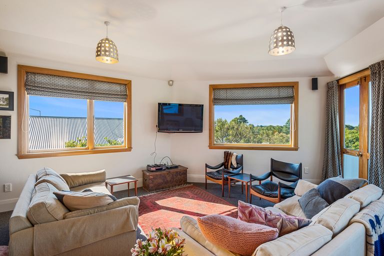 Photo of property in 5 Hackthorne Road, Cashmere, Christchurch, 8022