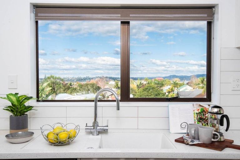 Photo of property in 170 Sturges Road, Henderson, Auckland, 0612