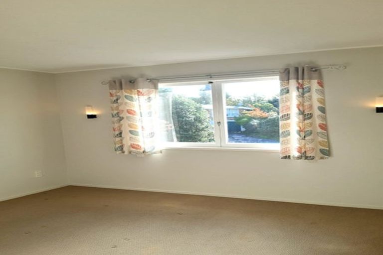 Photo of property in 6 Tirita Street, Kawaha Point, Rotorua, 3010