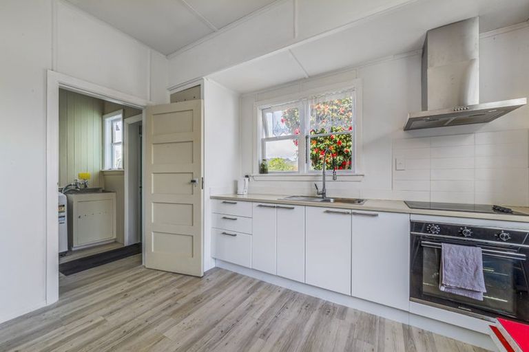 Photo of property in 32 Riley Crescent, Woolston, Christchurch, 8023