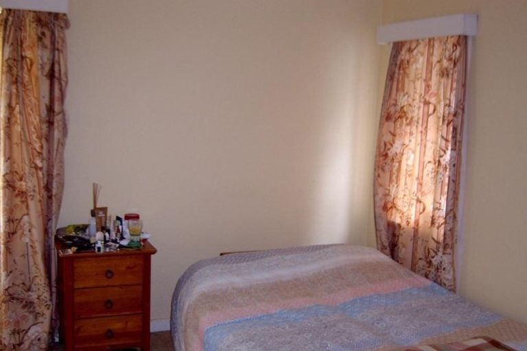 Photo of property in 66 Aurora Terrace, Kelburn, Wellington, 6012