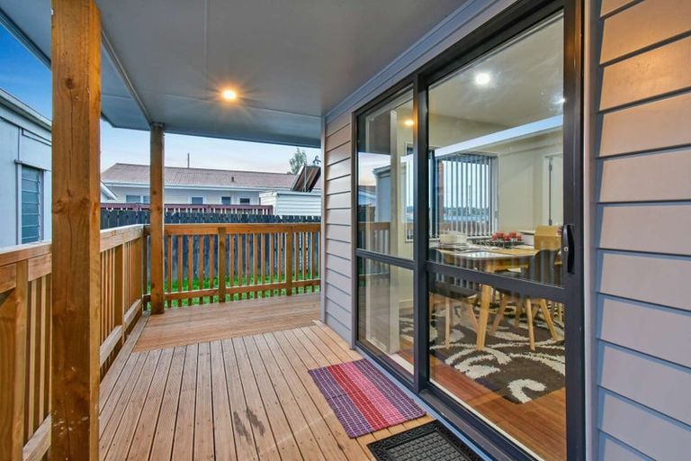 Photo of property in 11a Clayton Road, Manurewa, Auckland, 2102