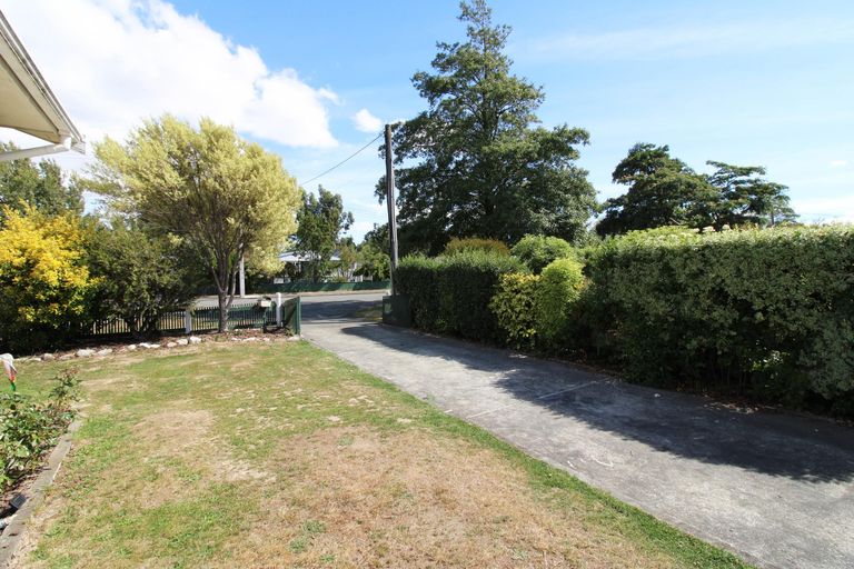 Photo of property in 78 Victoria Street, Carterton, 5713