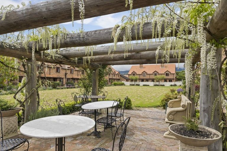 Photo of property in 8/24 Quiet Woman Way, Monaco, Nelson, 7011