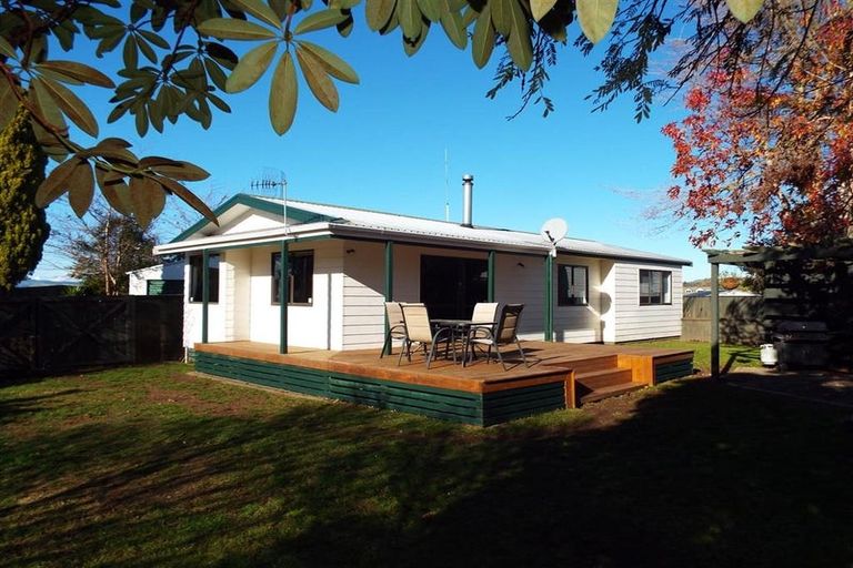 Photo of property in 35 Blomfield Street, Pukehangi, Rotorua, 3015
