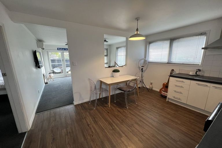 Photo of property in 1/164 Avonhead Road, Avonhead, Christchurch, 8042