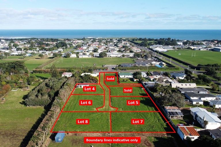 Photo of property in 81 Whitcombe Road, Opunake, 4616