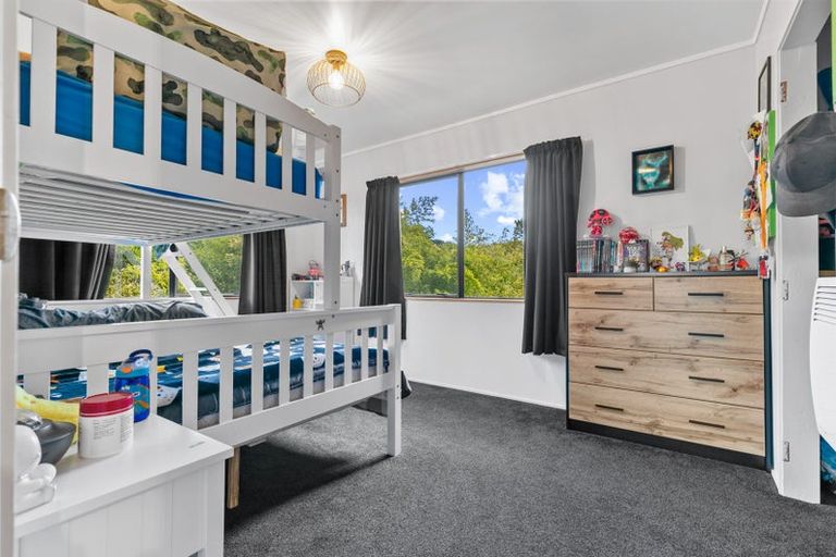 Photo of property in 2a Parklands Avenue, Swanson, Auckland, 0612