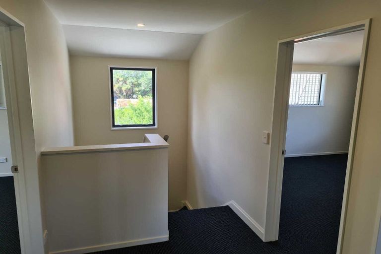 Photo of property in 49 Maidstone Road, Ilam, Christchurch, 8041