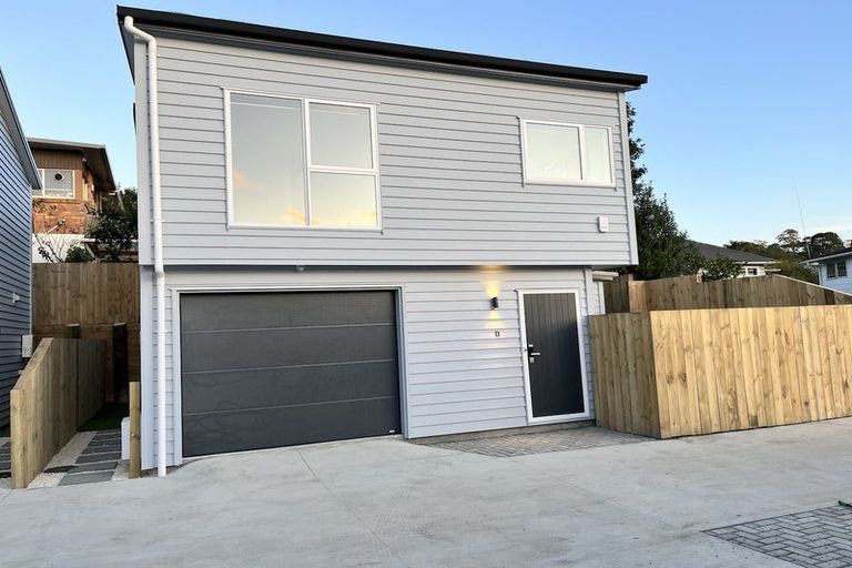 Photo of property in 28d Halberg Street, Glenfield, Auckland, 0629