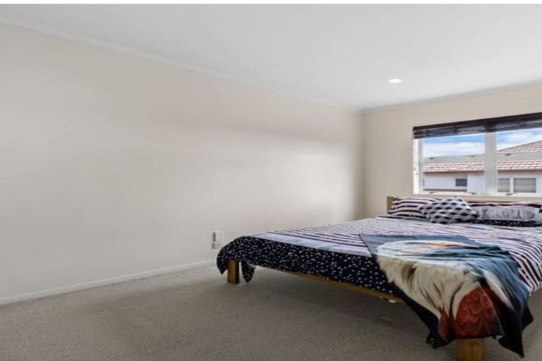 Photo of property in 4 Lime Crescent, Papakura, 2110