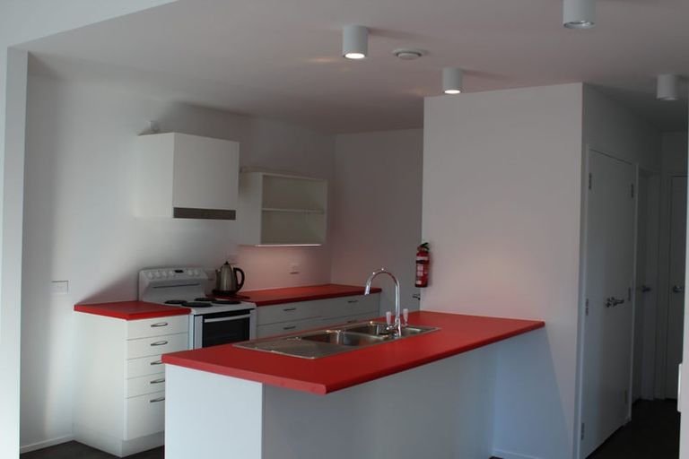 Photo of property in 24/25 Alva Street, Dunedin Central, Dunedin, 9016