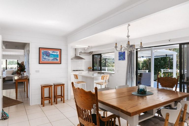 Photo of property in 240d Omokoroa Road, Omokoroa, Tauranga, 3114