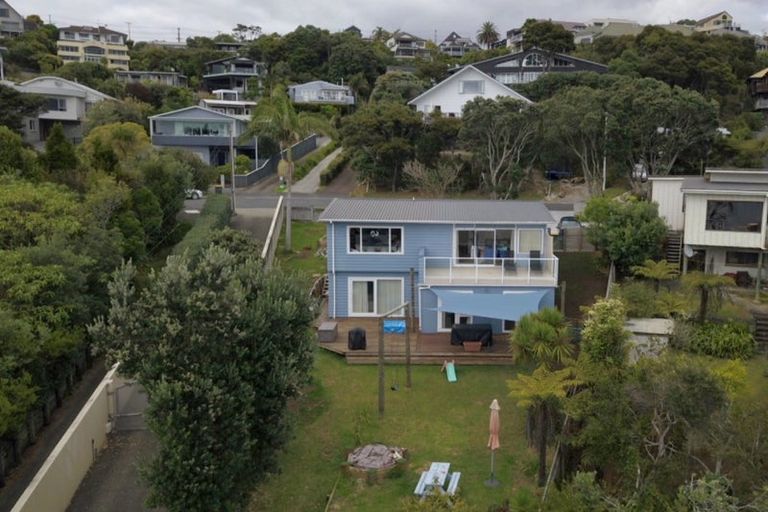 Photo of property in 69 Duncansby Road, Stanmore Bay, Whangaparaoa, 0932