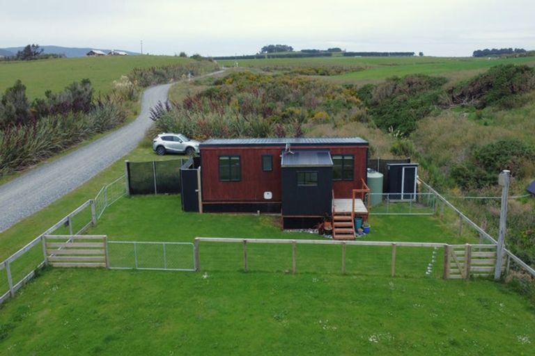 Photo of property in 19 Monkey Island Road, Orepuki, Riverton, 9881